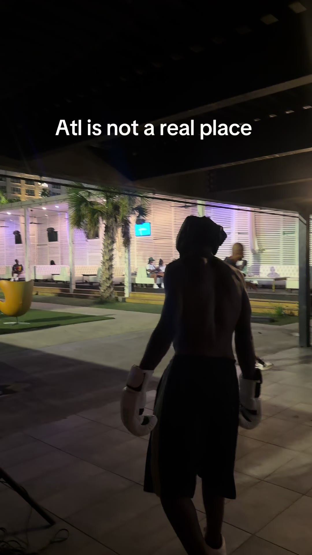 @Rozaay