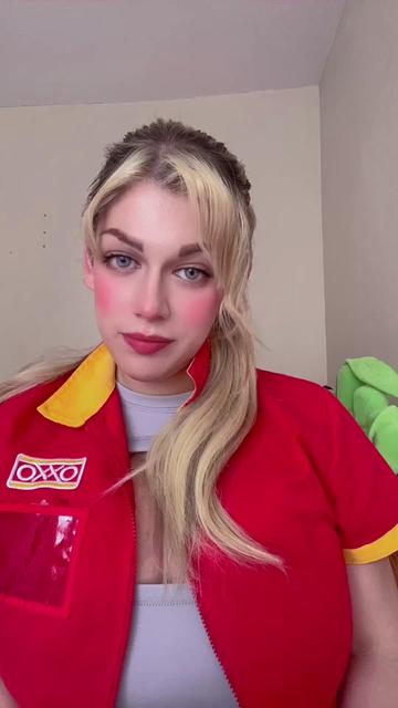 @Valeria Rose