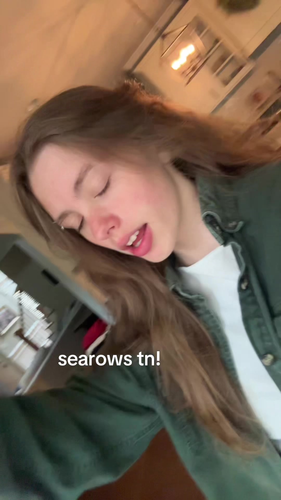 @chloe