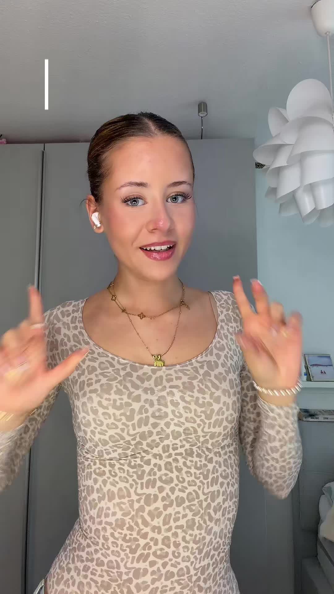 @lauraa_lckk