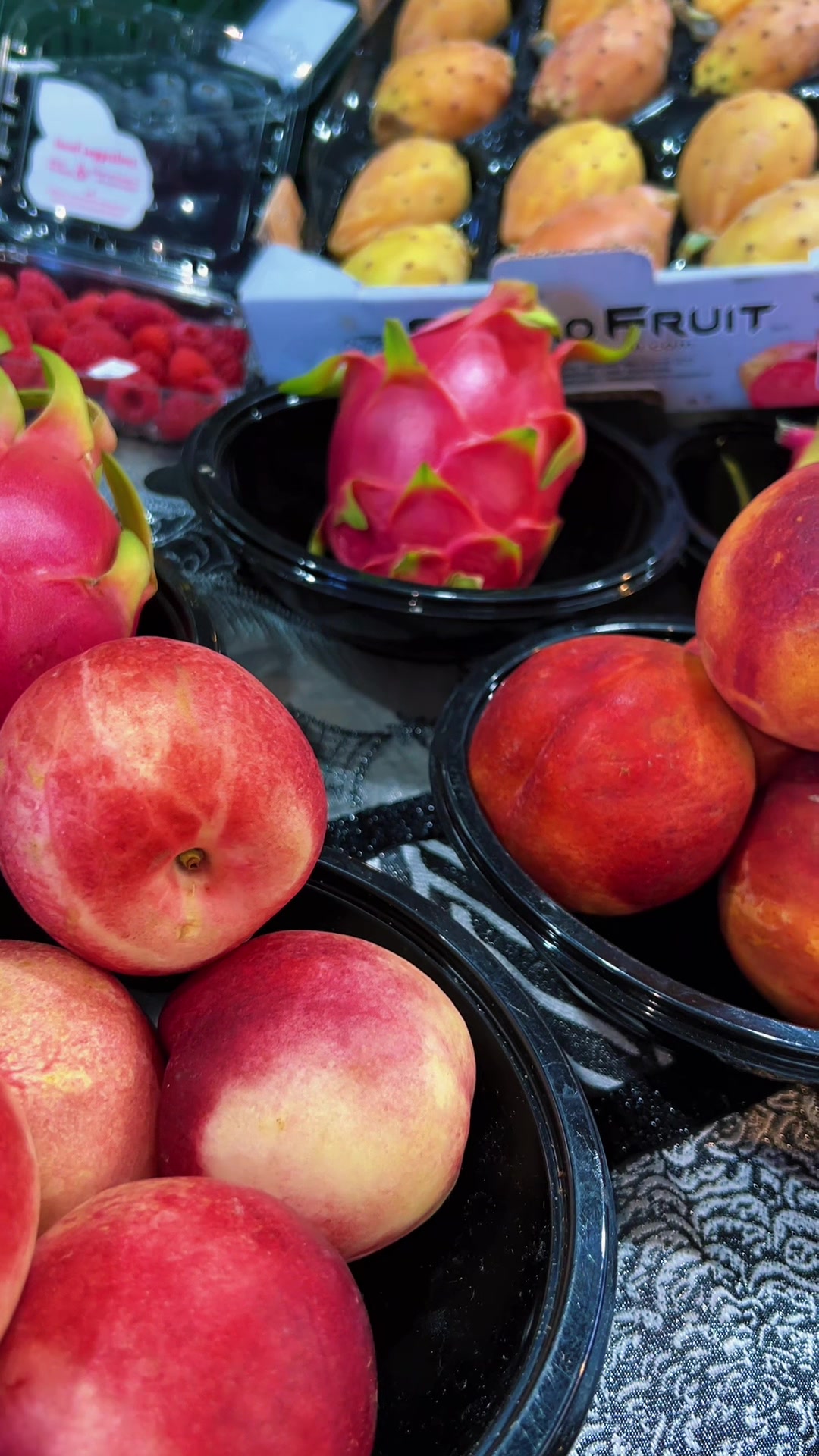 @Moujou🍉Fruits🍇Courbevoie🍍