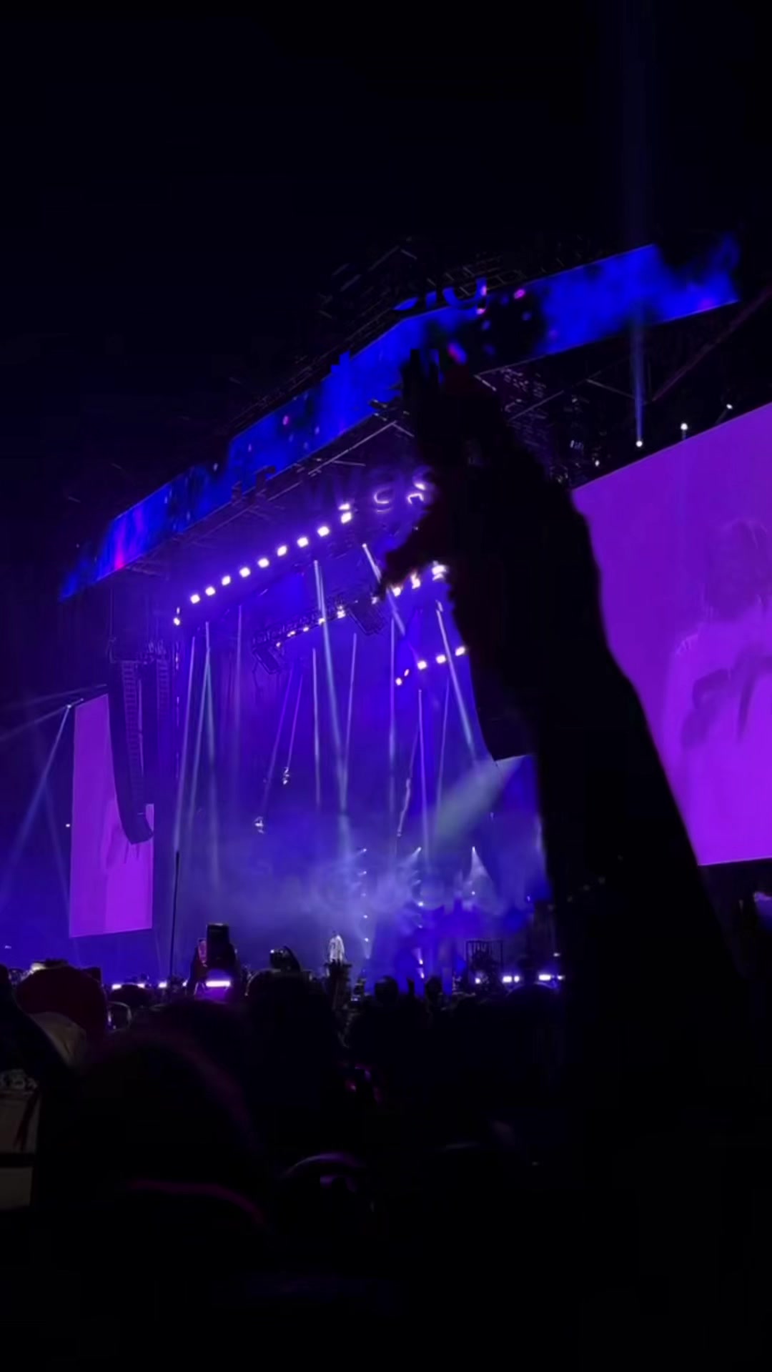 @ipostramdomsvids1z