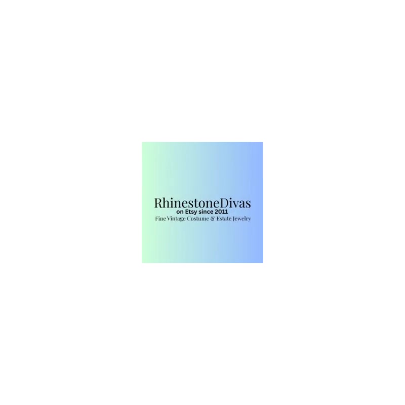 @RhinestoneDivas on Etsy