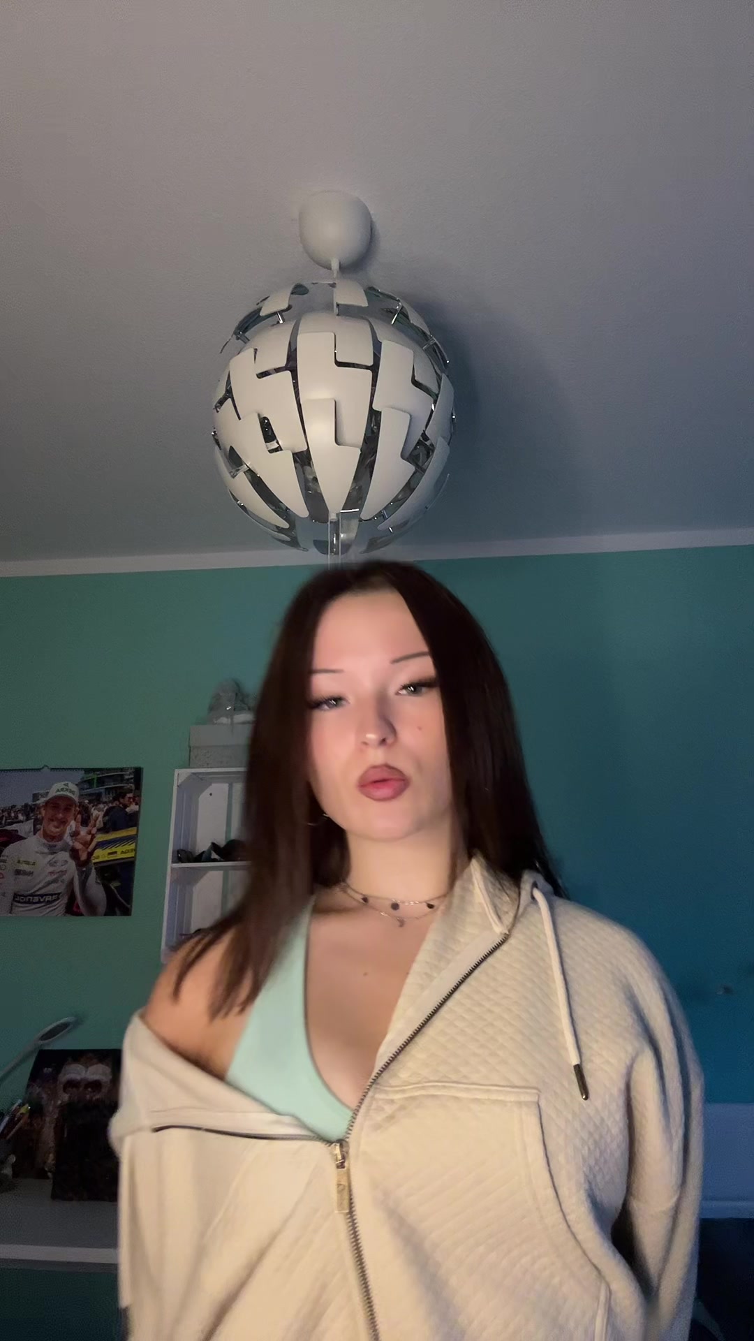 @vickyﾒ𝟶🏎️