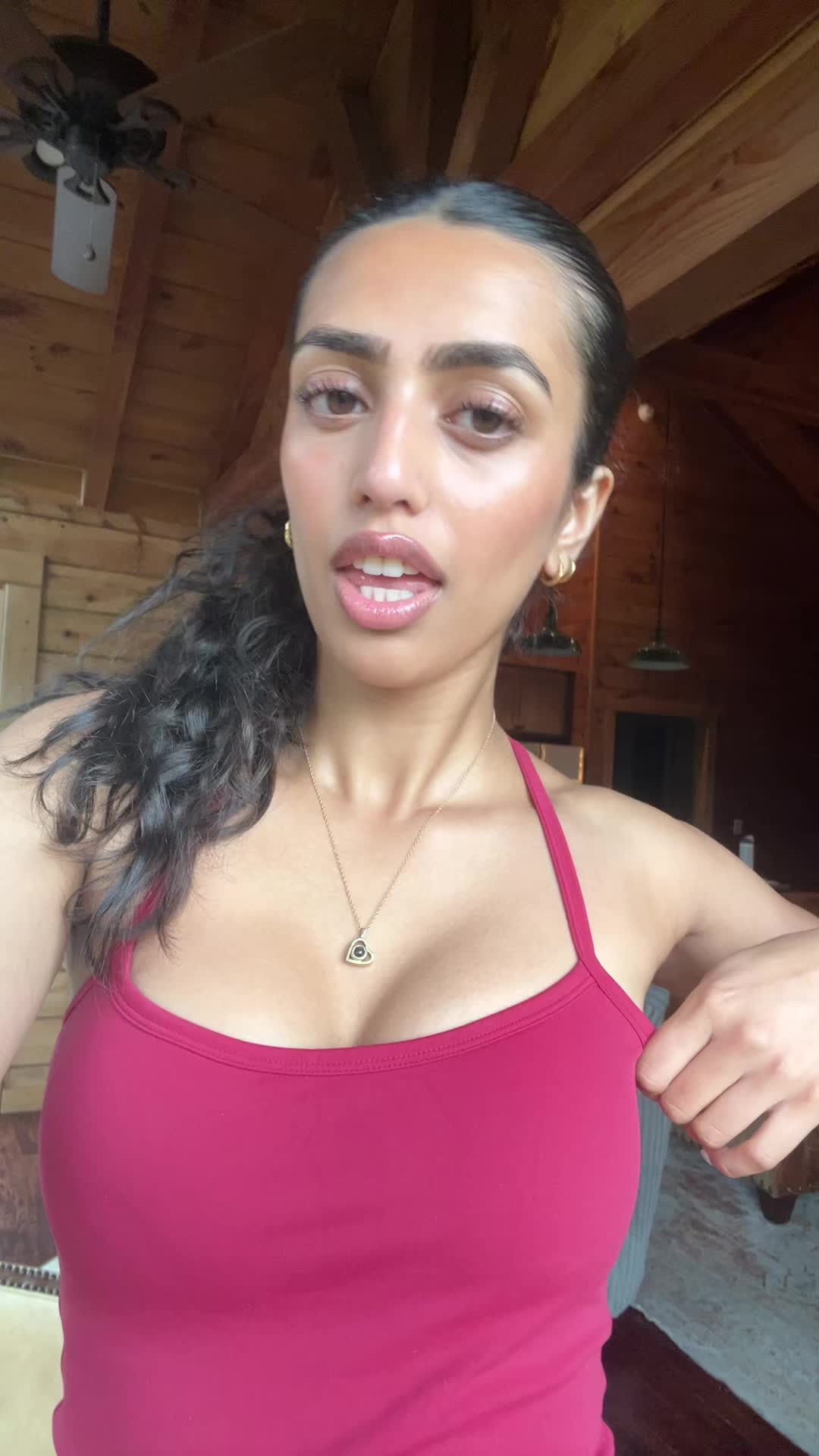 @anya