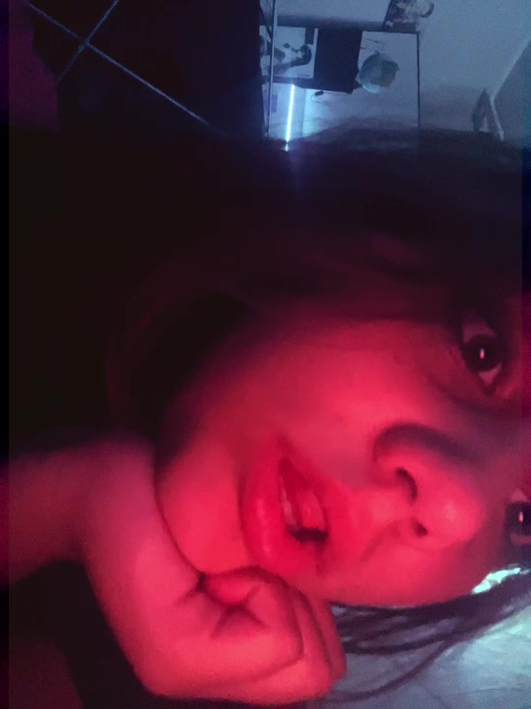 @юлька.