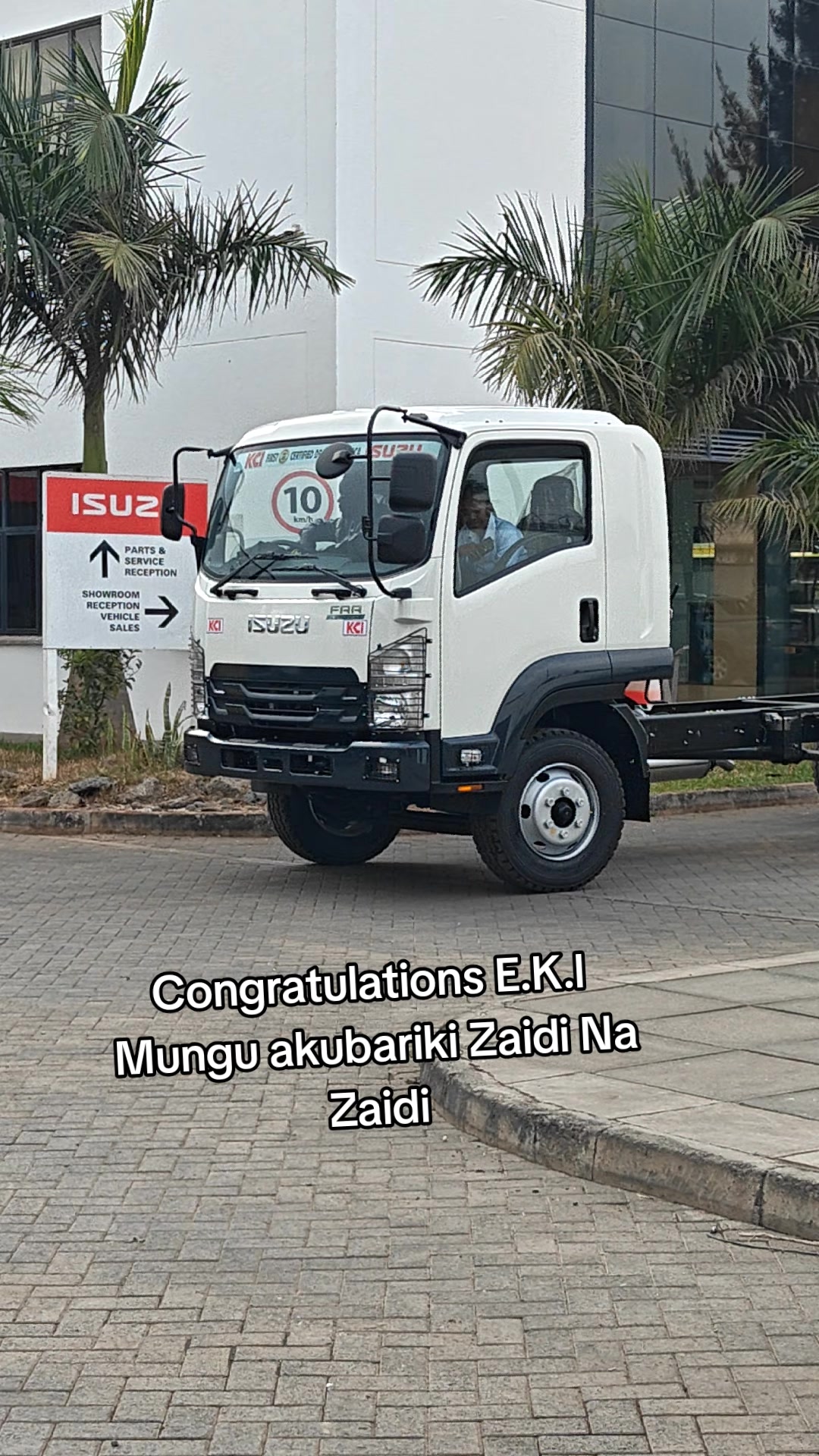 @Stella wa Isuzu