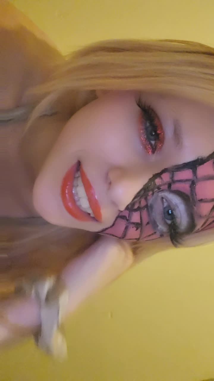 @Harley Quinn 😘