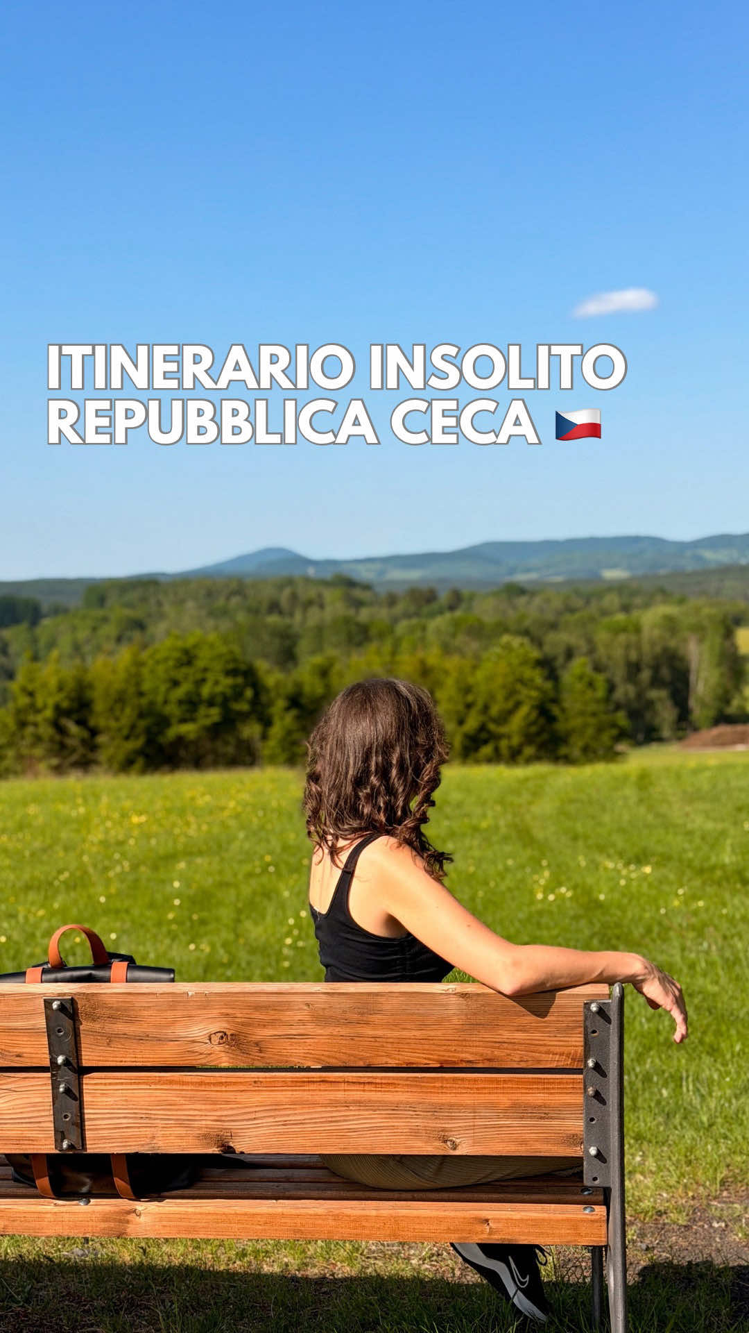 @Selena - Travel Blogger