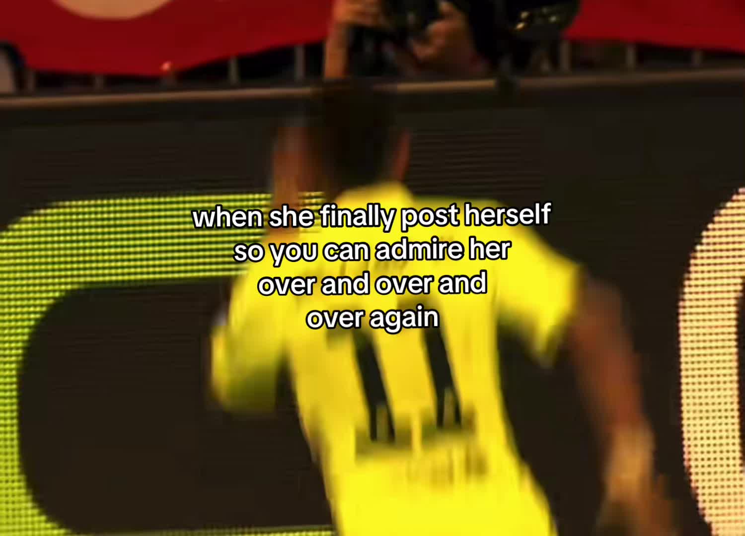 @(ᴇ ᴍ ɪ ʟ ʟ ɪ ᴏ)