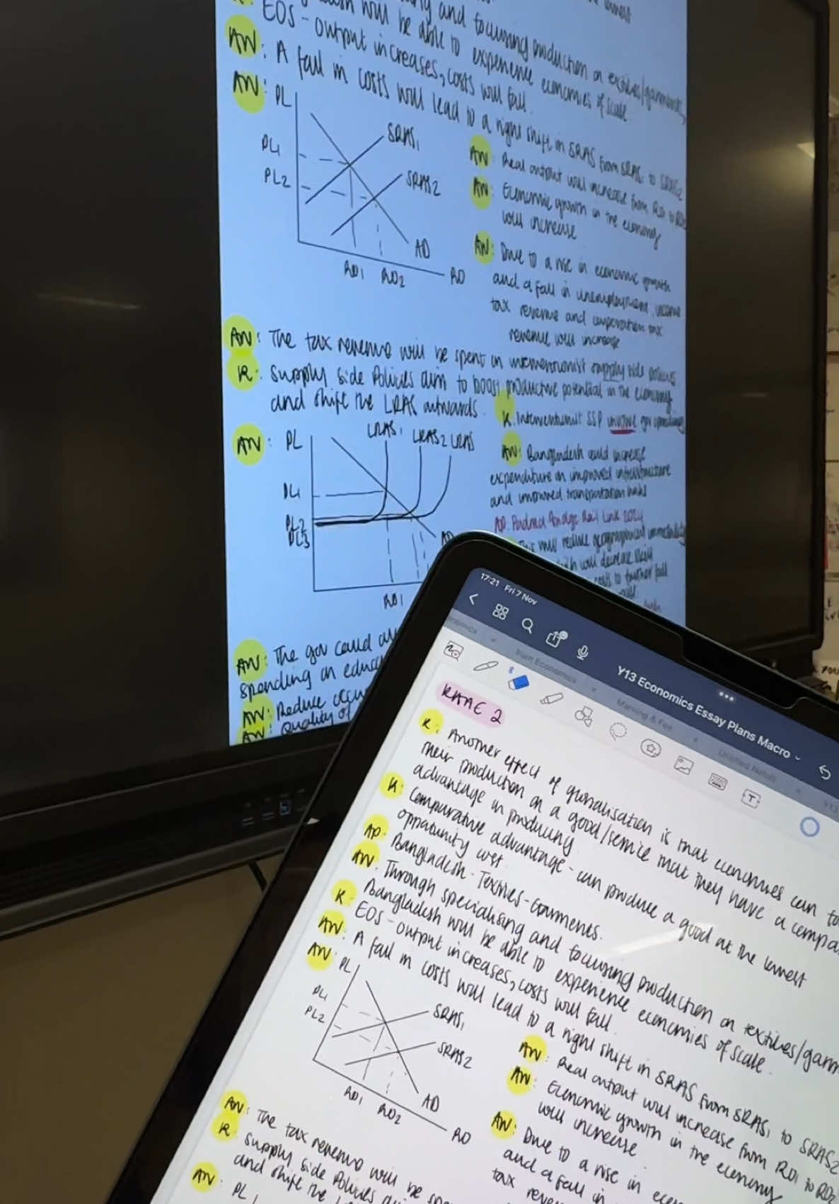 @shesaqualifiedteacher