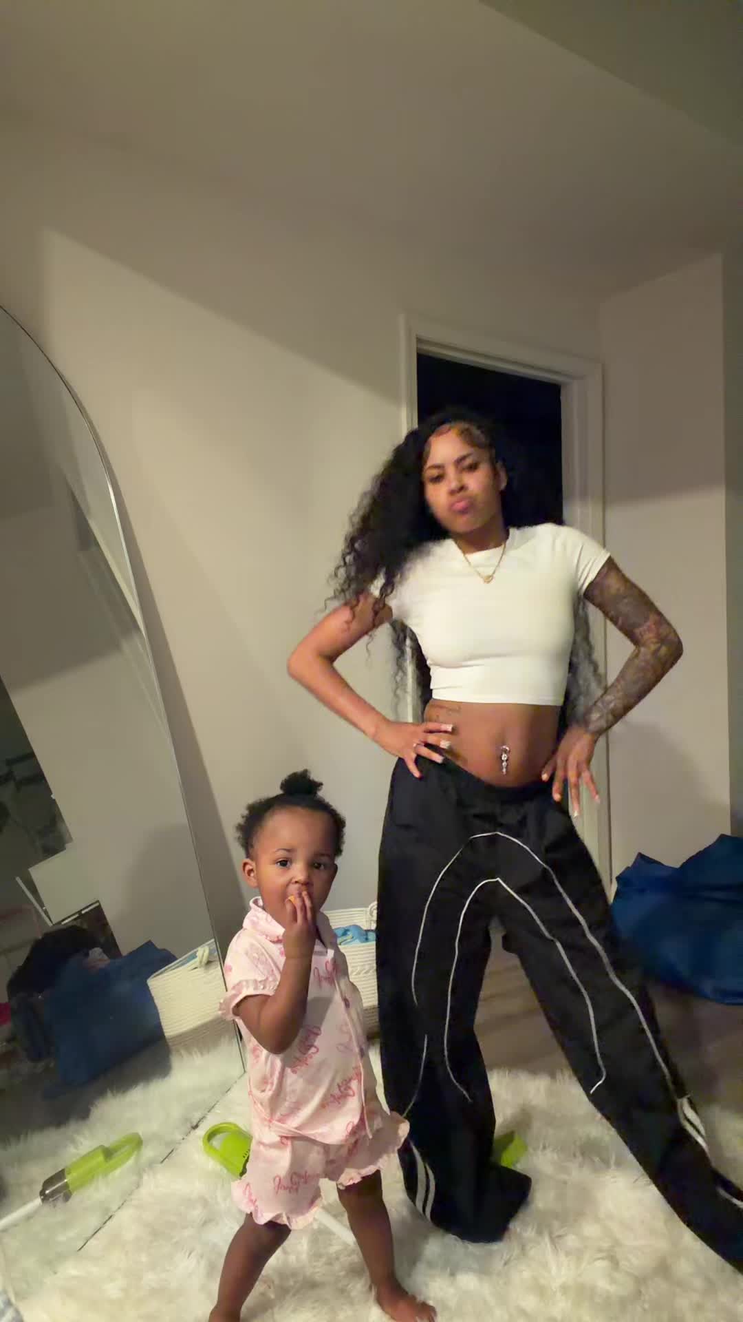 @NiyaaaDenee💕