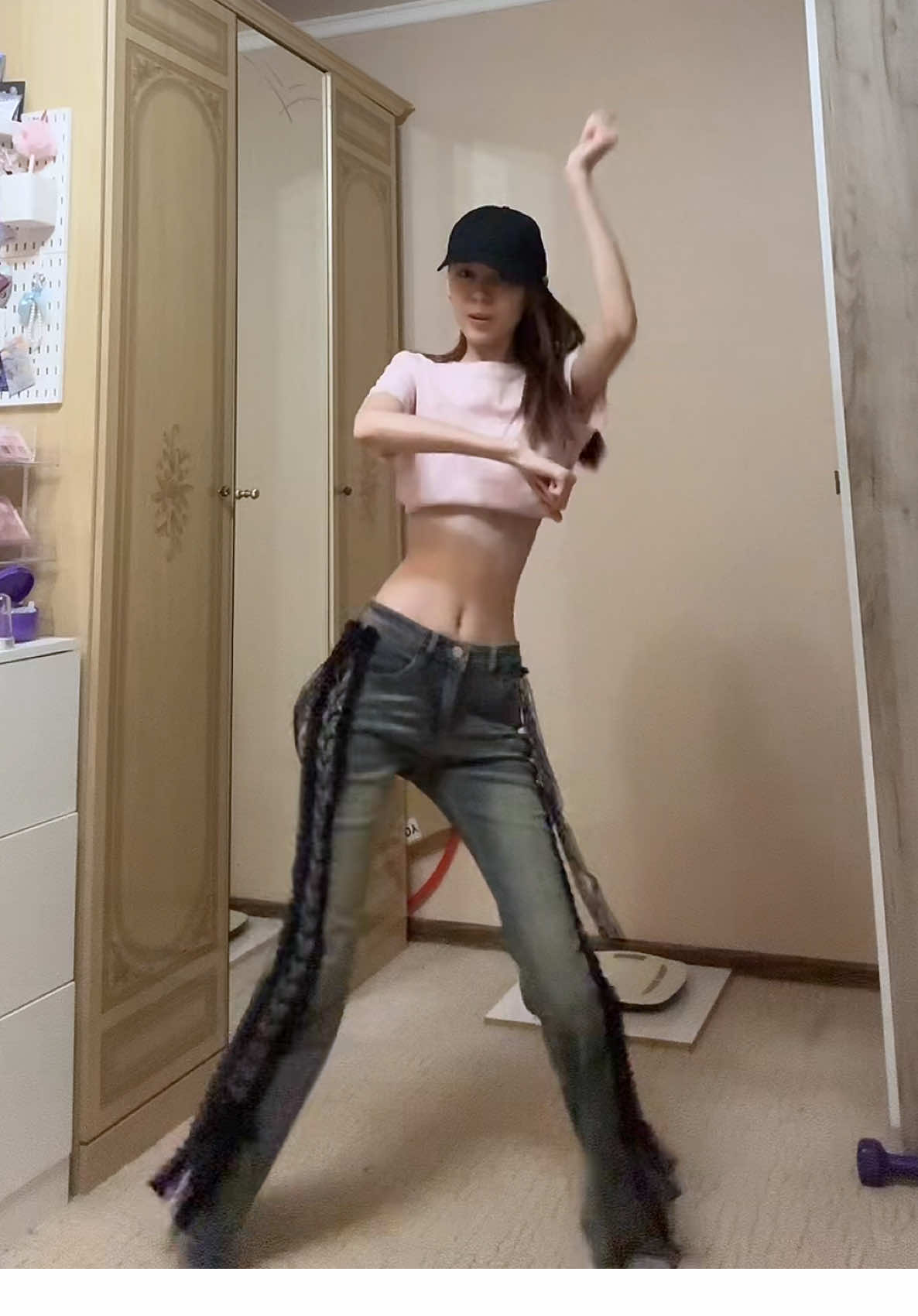 @Camila