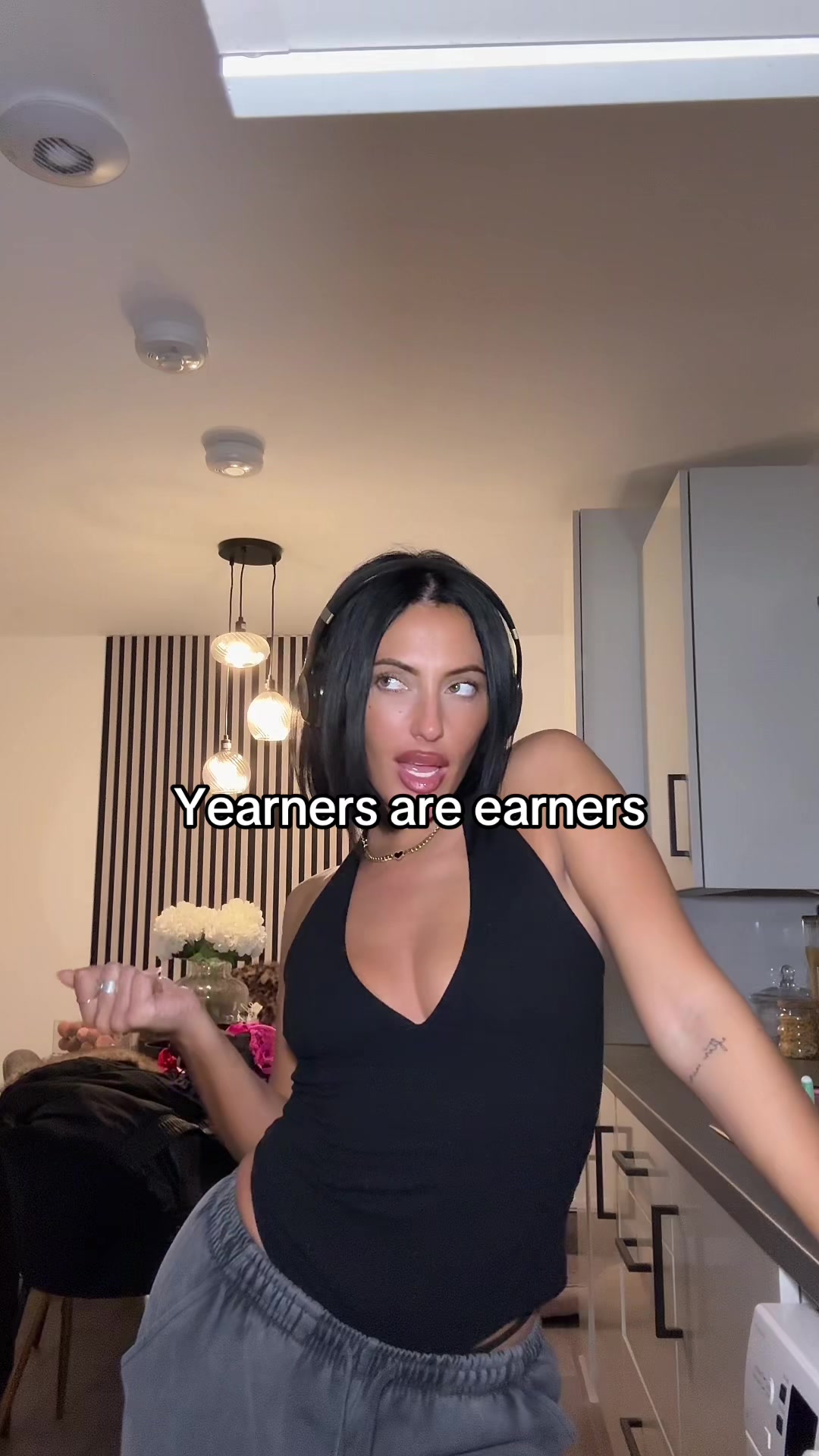 @Eilish