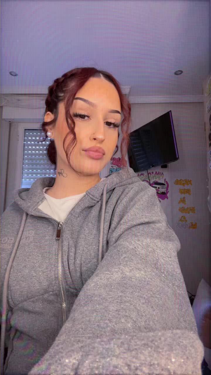 @👑