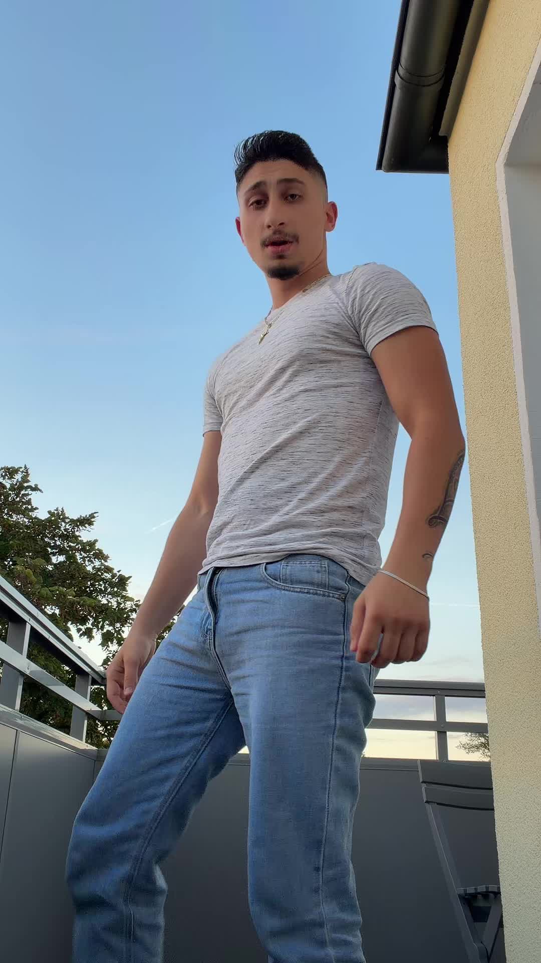 @Andrey Silvășanu