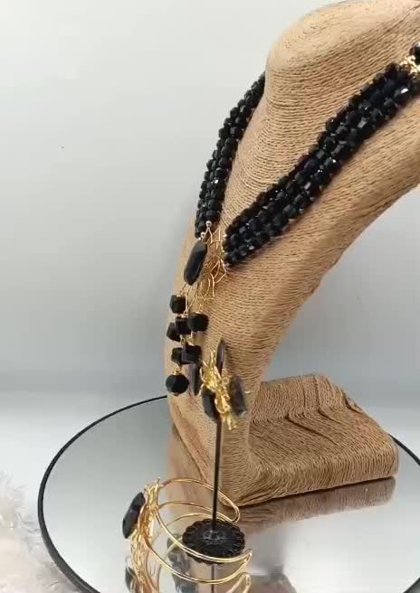 @AtozLadiescollections