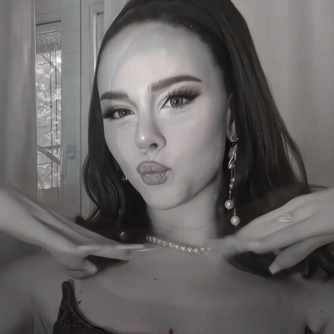 @𝐧𝐢𝐢𝐤𝐚