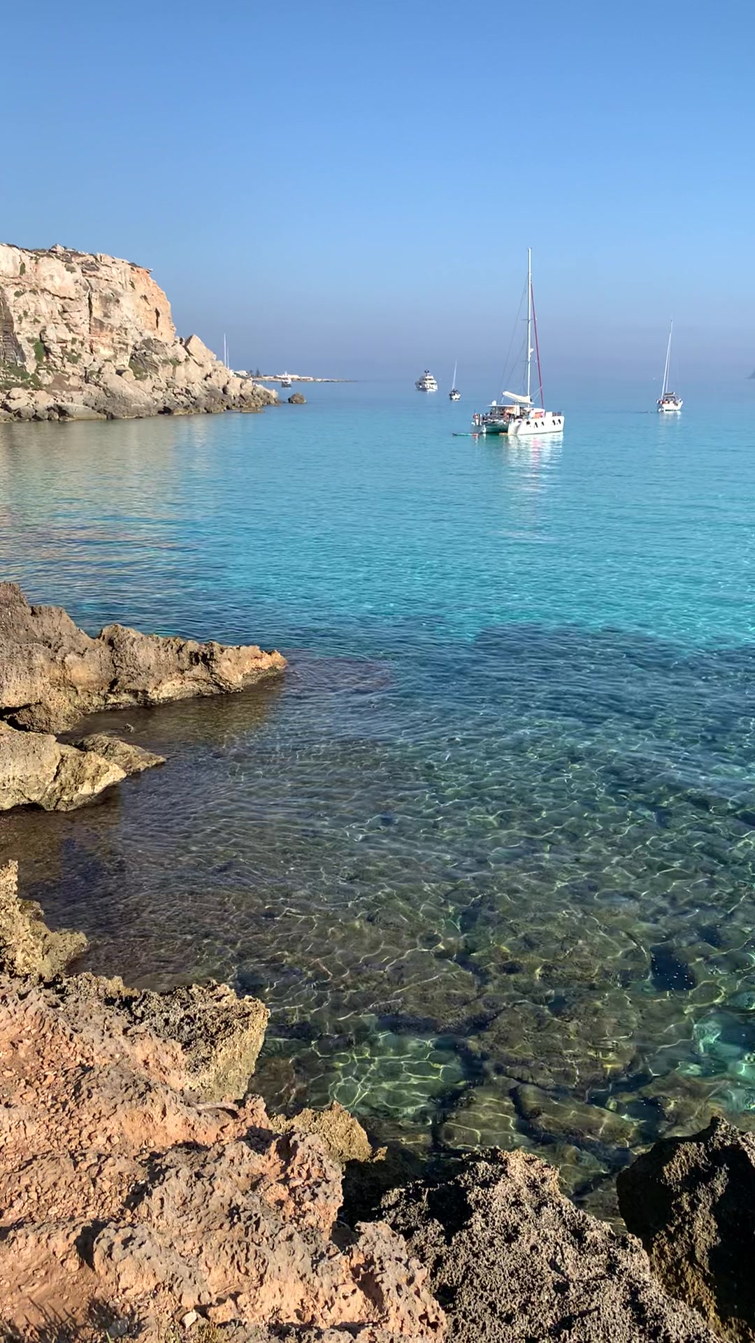 @Mytravelmoods