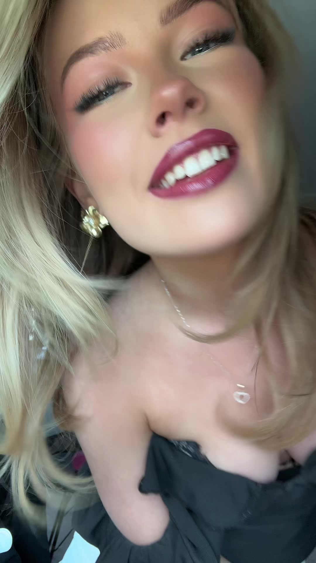 @👑