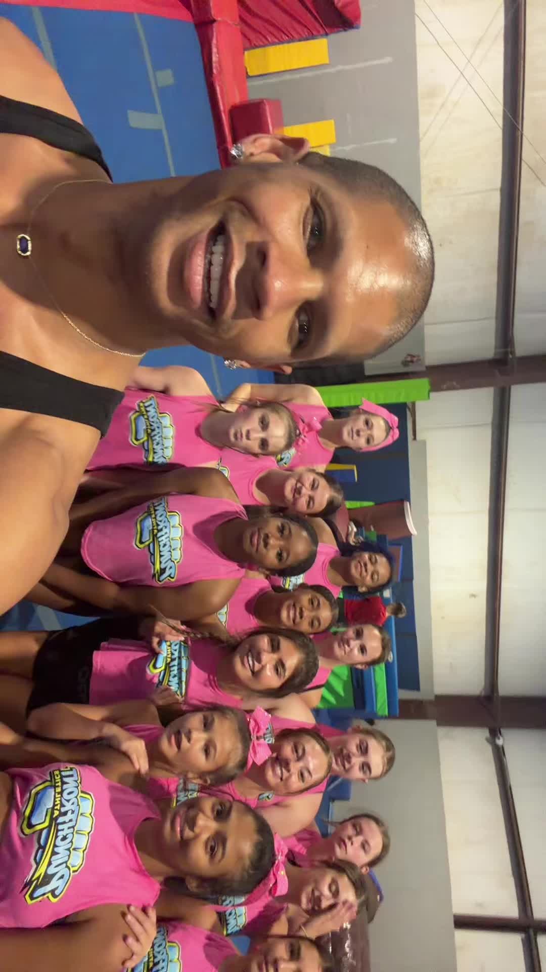 @YOUniqueDREAMdeluxxe