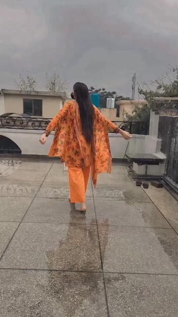 @Sundari