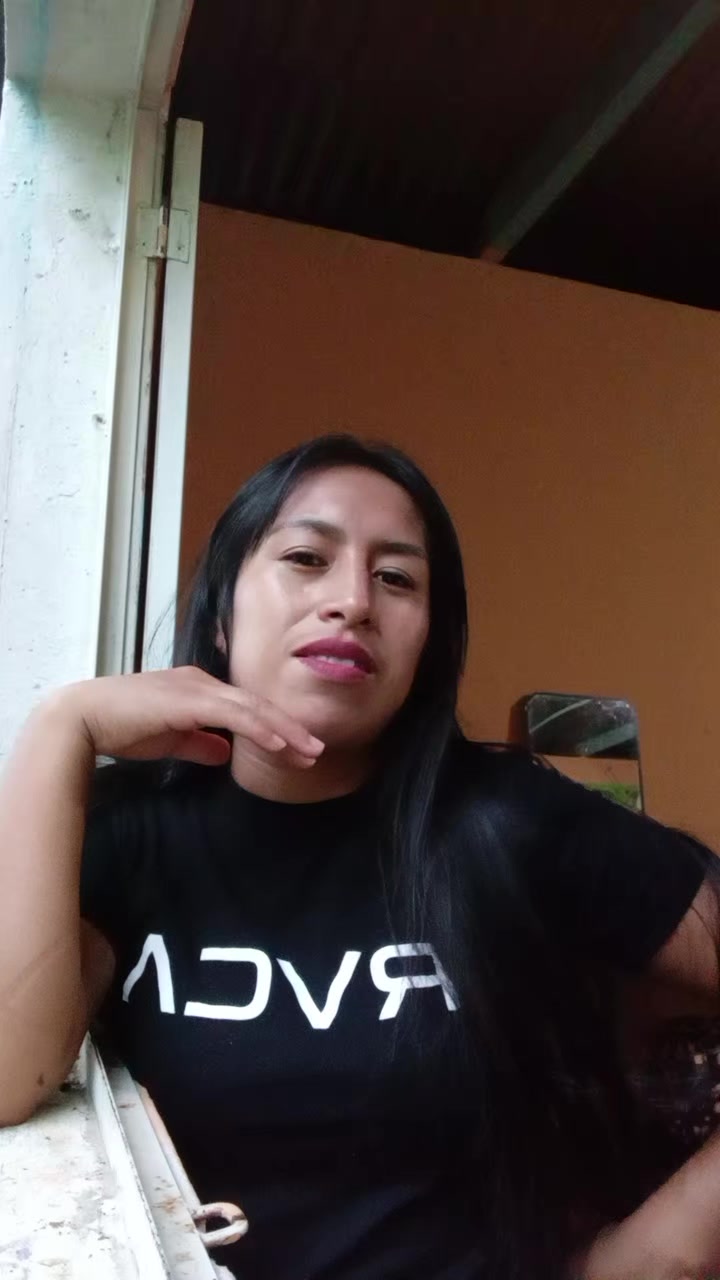 @Roxi Velasquez 🐇❣️🐁
