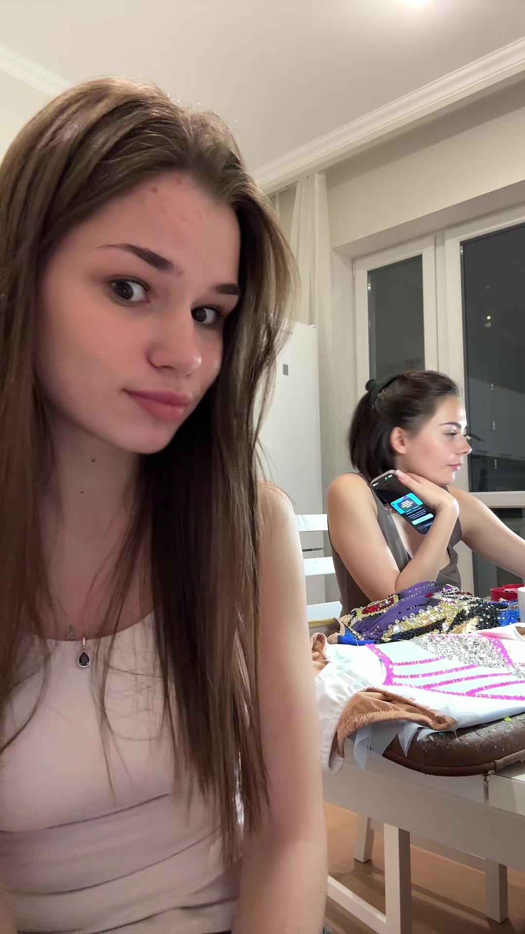 @tania