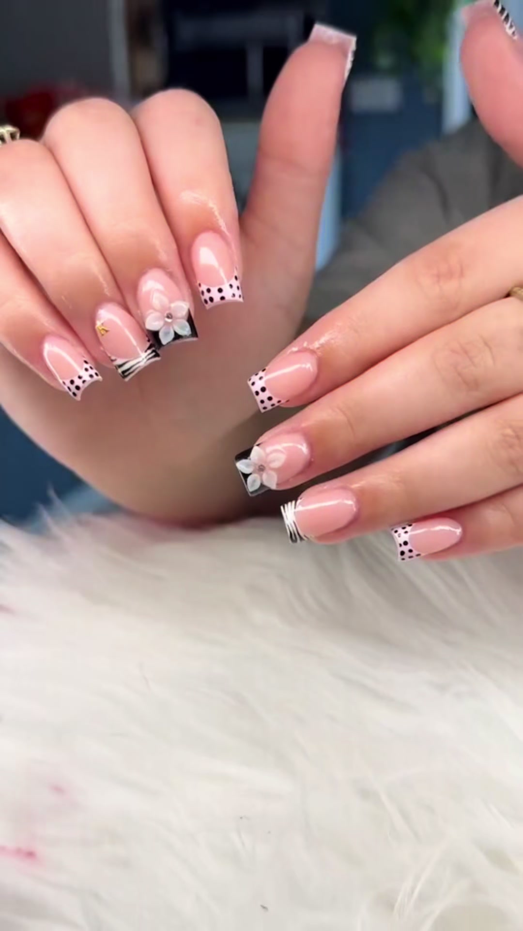 @arielle renae | va nail tech