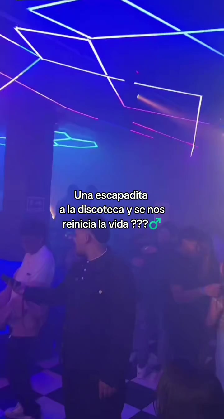 @Alexandra R 🎧