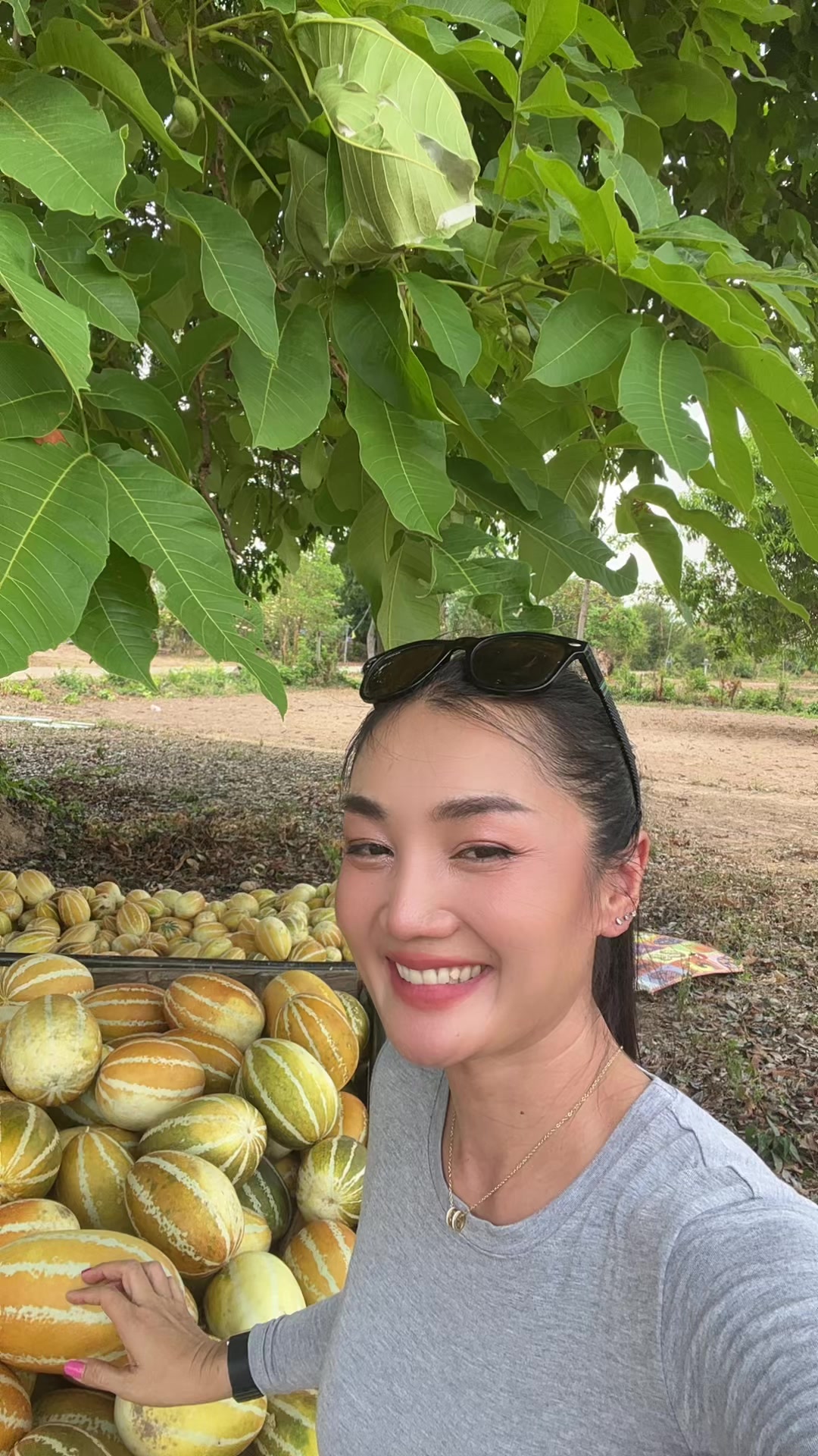 @มาดามเปิ้ลร้อยเอ็ด
