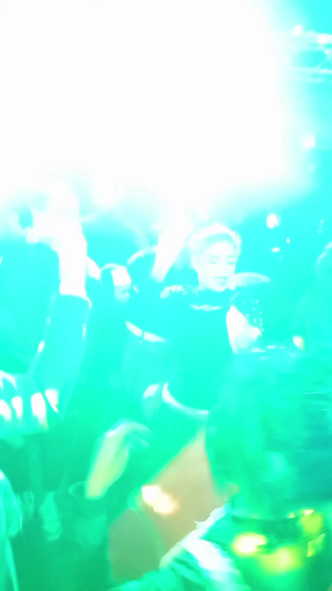 @✨️𝔼ℝℝ𝕆𝕌𝔹𝕃𝔸✨️