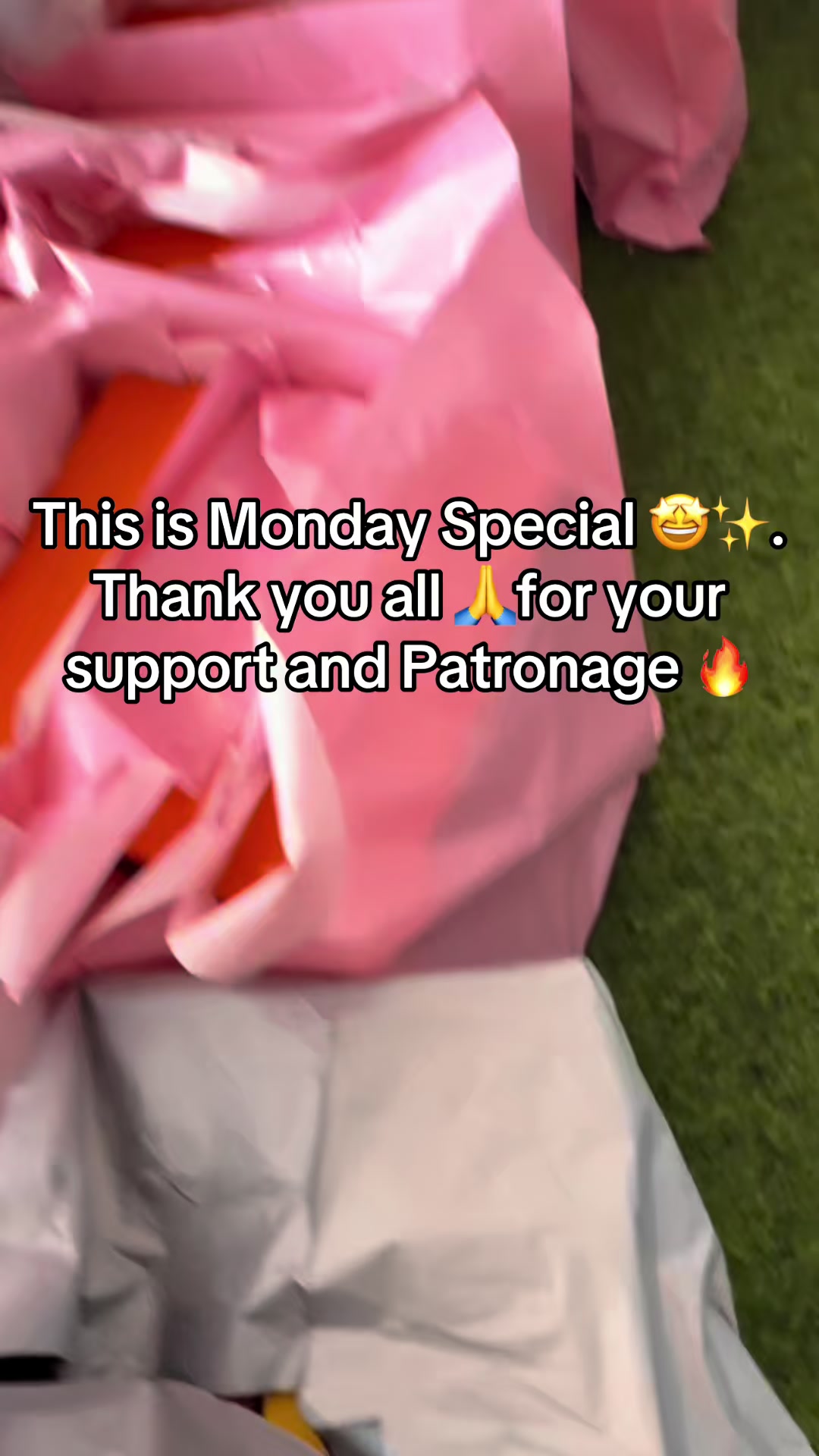 @Lindaapparel__