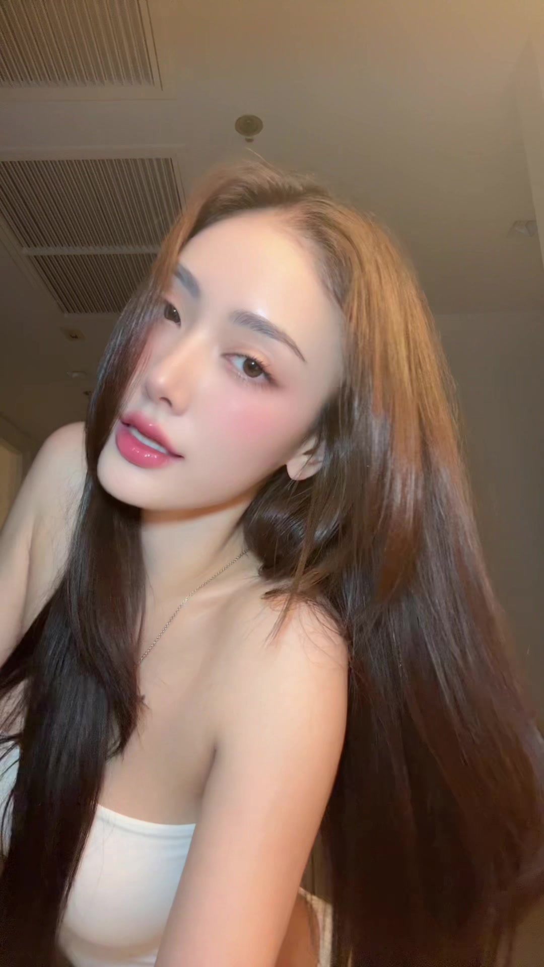 @meenaxrina