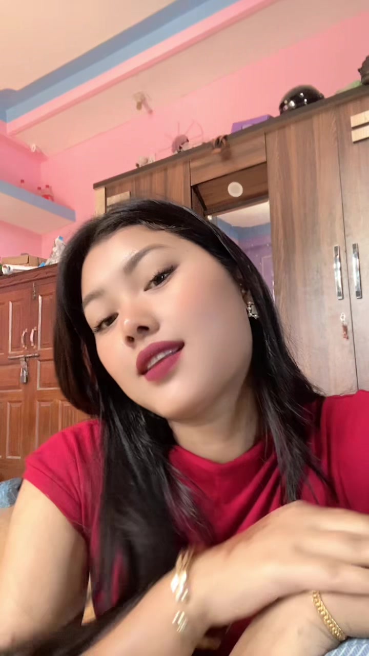 @Sanjana🌸