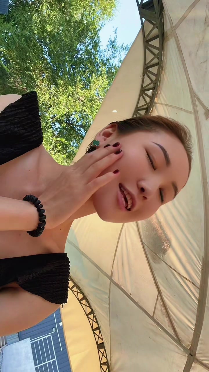 @rbnkr_e