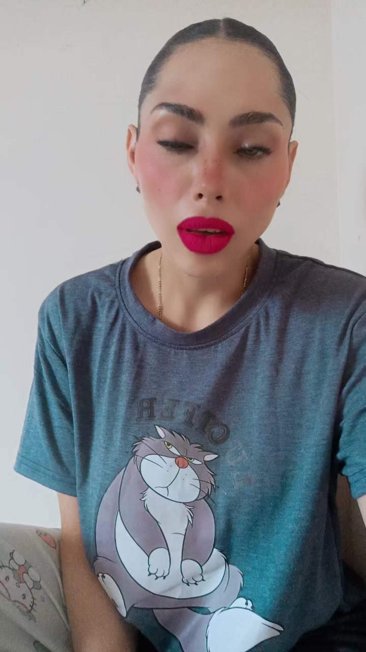 @Esvega