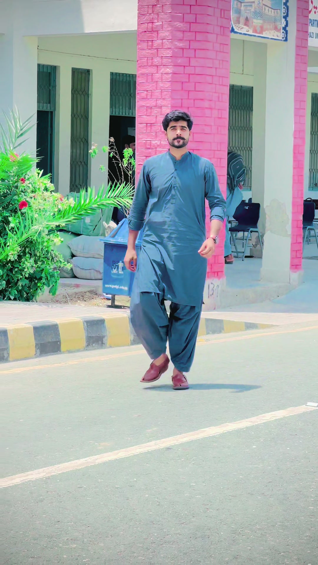 @Muhammad ریحان RinD بلوچ 👑