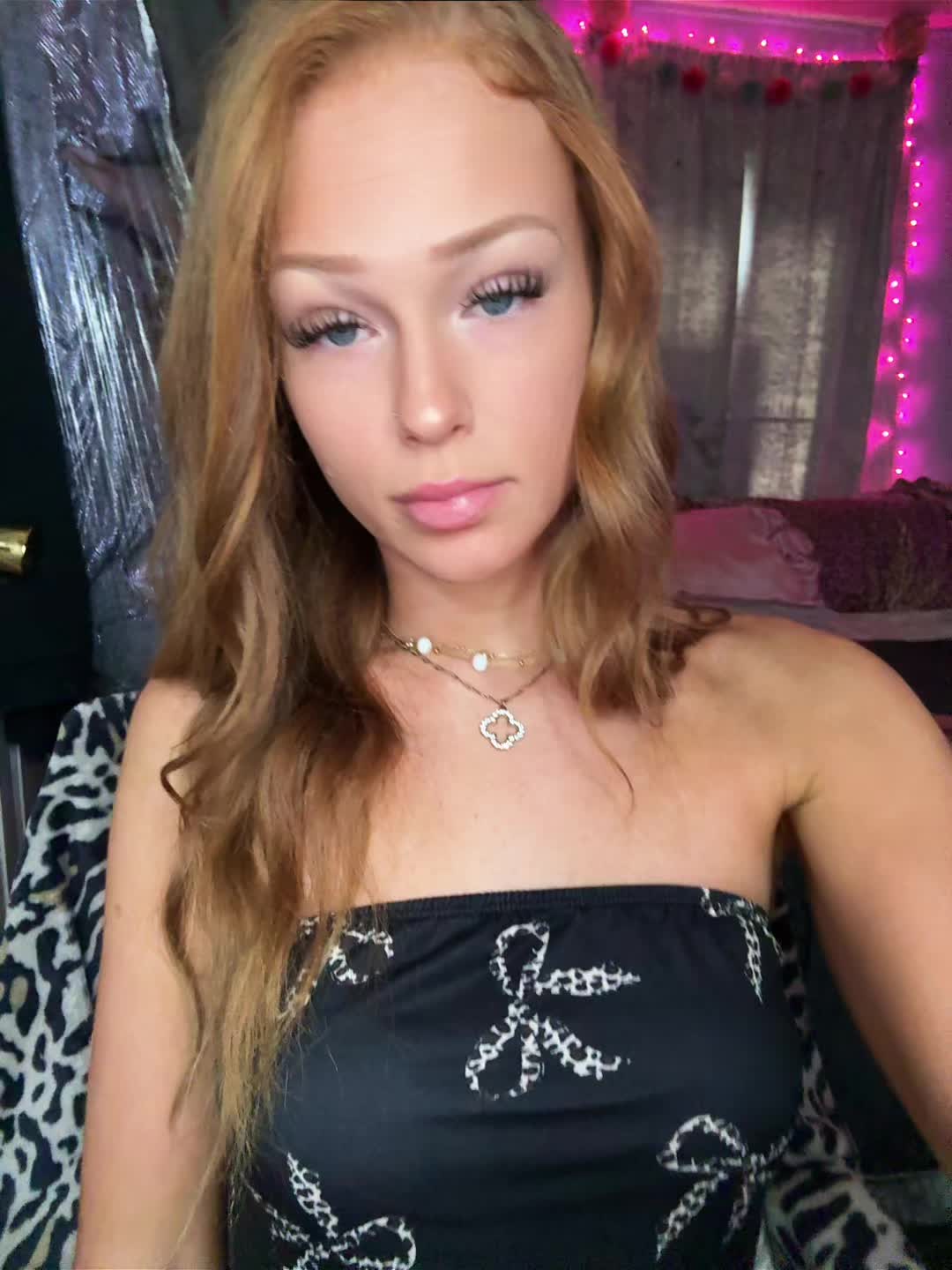 @𝔸𝕝𝕖𝕩𝕚𝕒♡︎