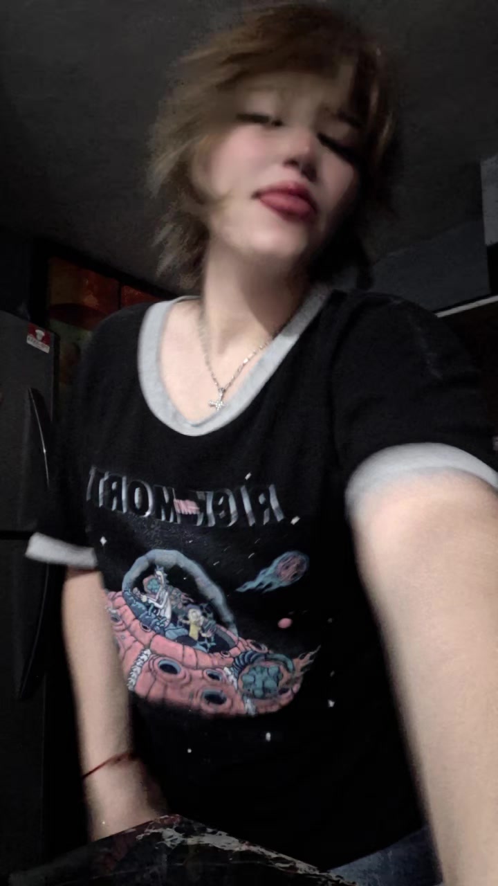 @𝔊𝔦𝔯𝔩𝔶𝔡𝔞𝔯𝔠𝔨