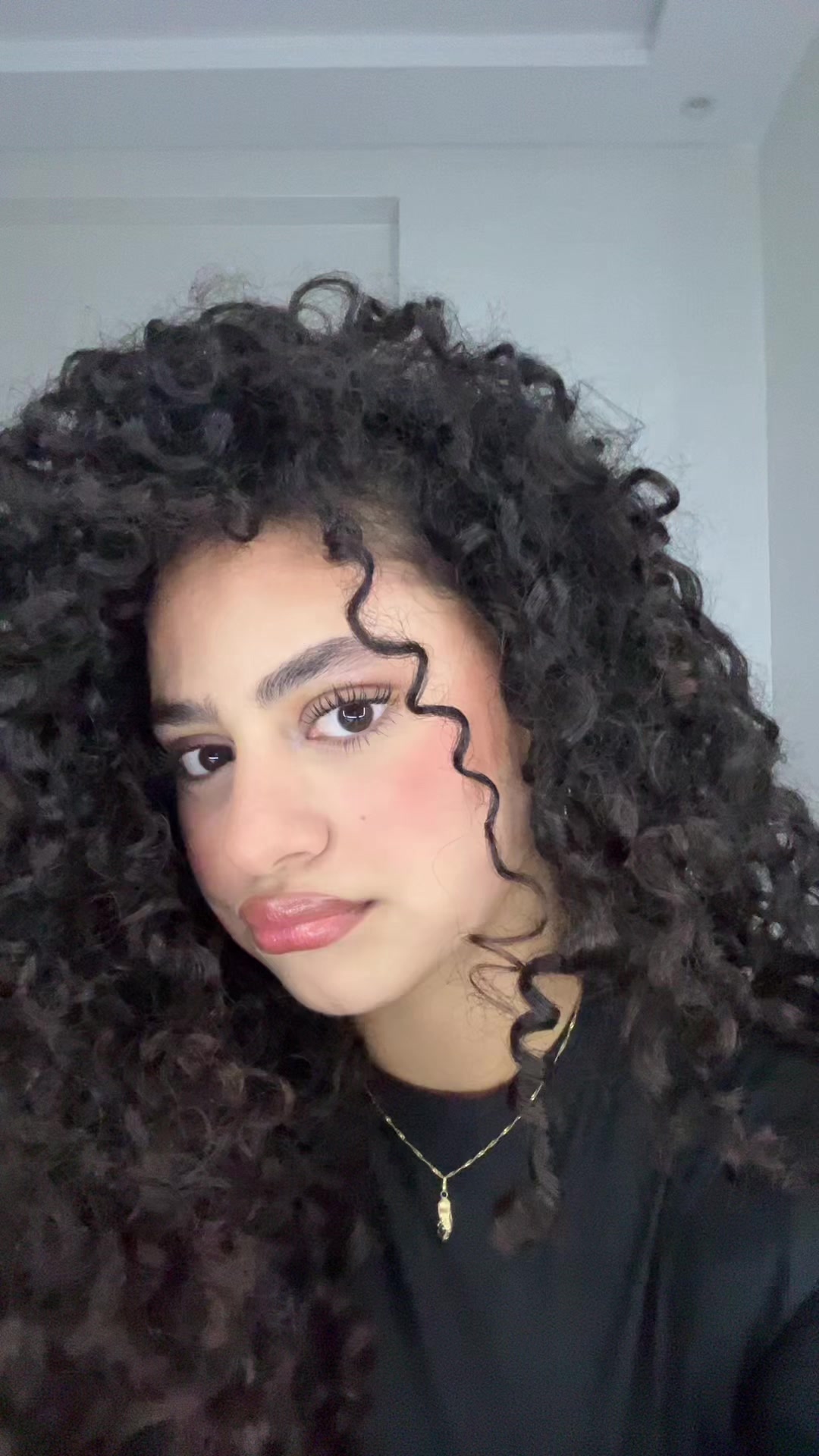 @itsnadaofficial.xo