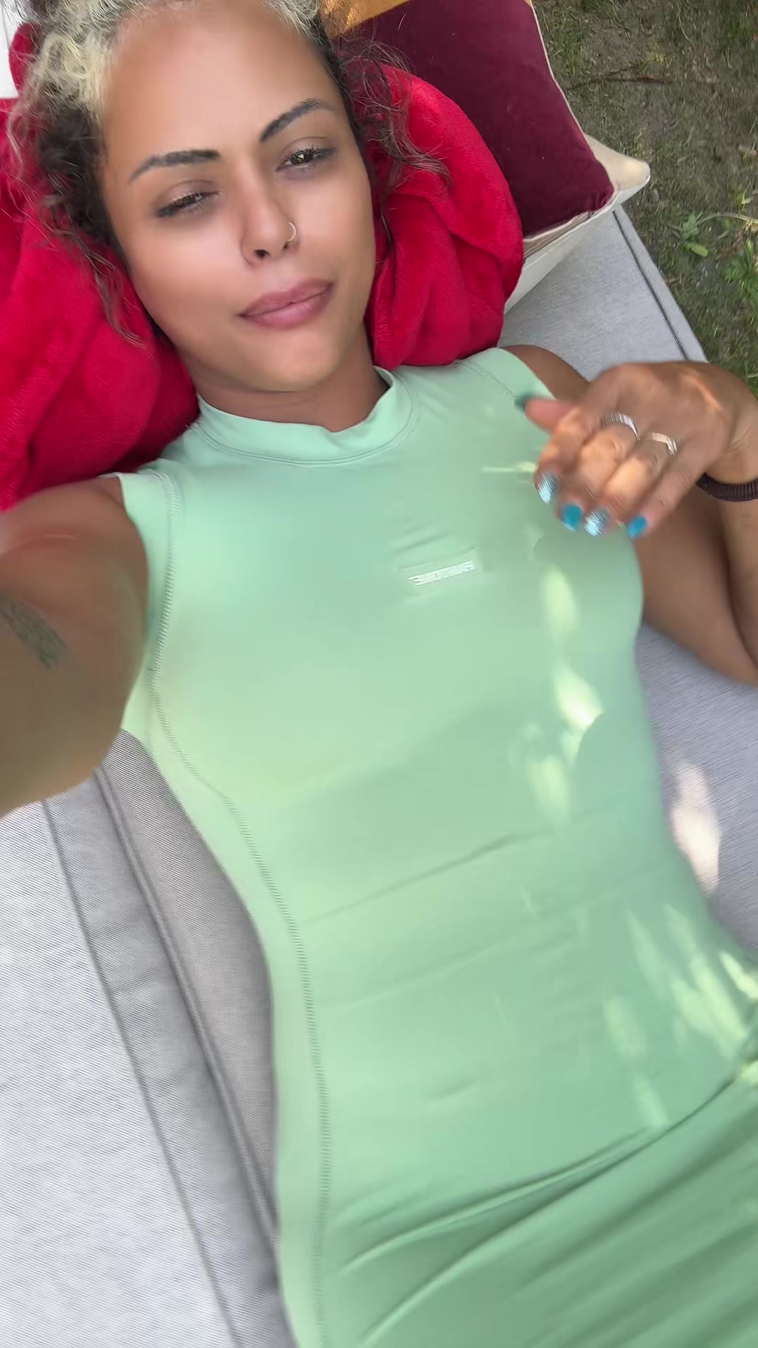 @Bella B