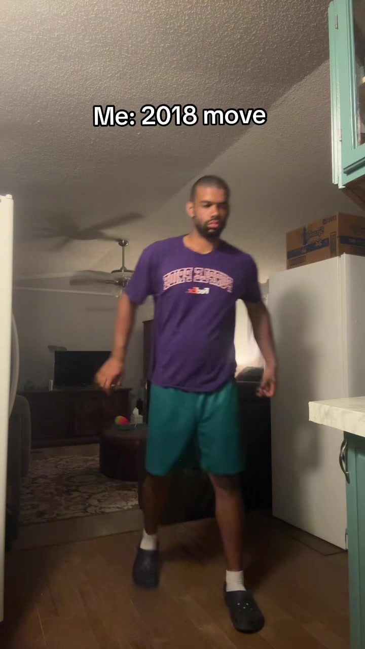 @Justin🦍