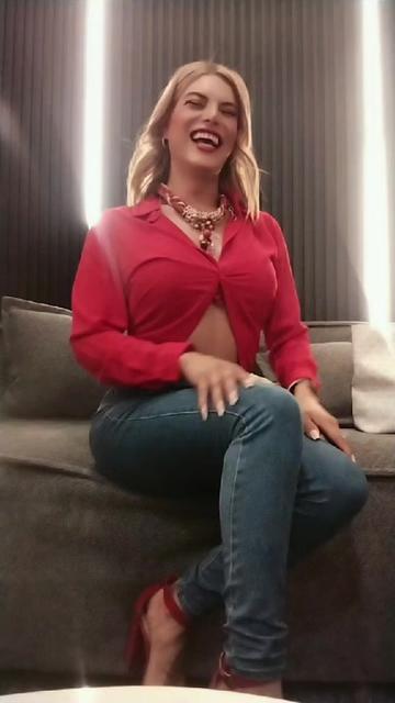 @Julieta Peach