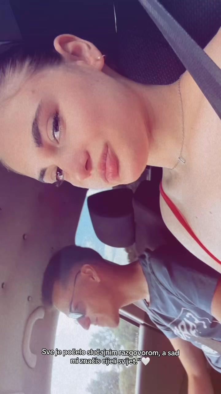 @vikixq👑