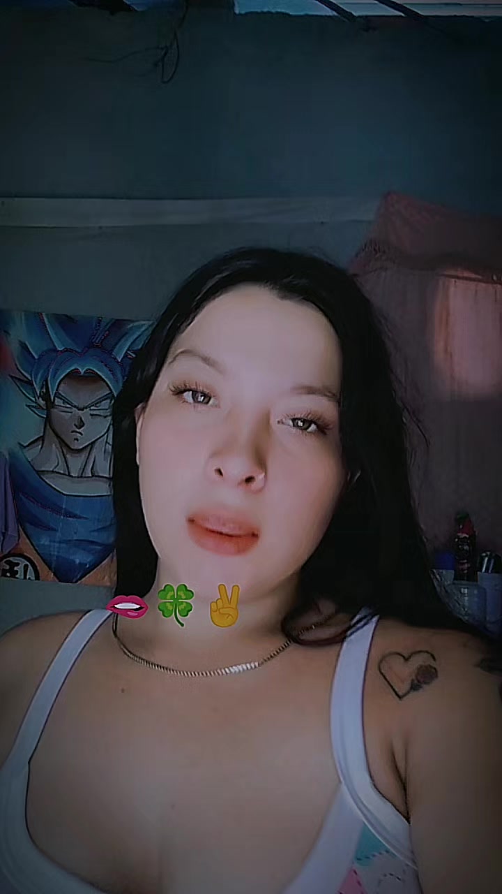 @Roxi.20