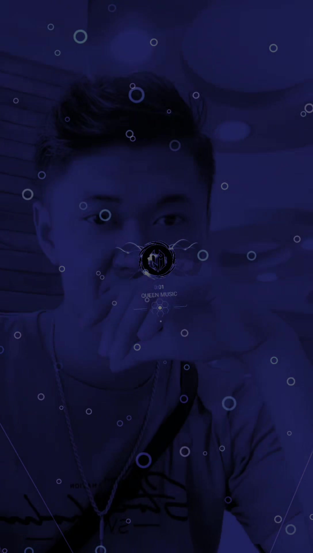 @🎀𝕼𝖚𝖊𝖊ⁿ ᵛᵉᵉ🎧