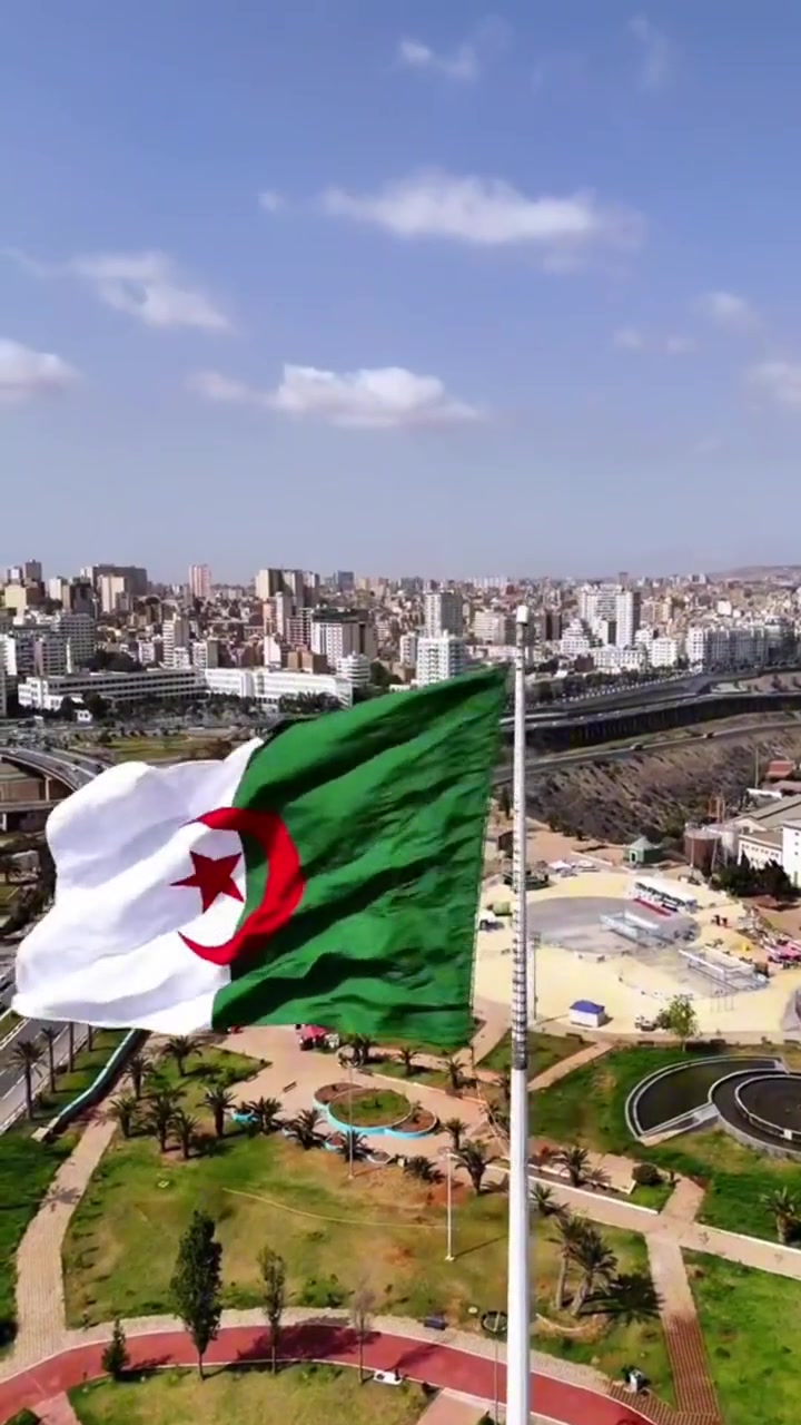 @PABLO🇨🇦 💛USMH🖤☪️🇩🇿