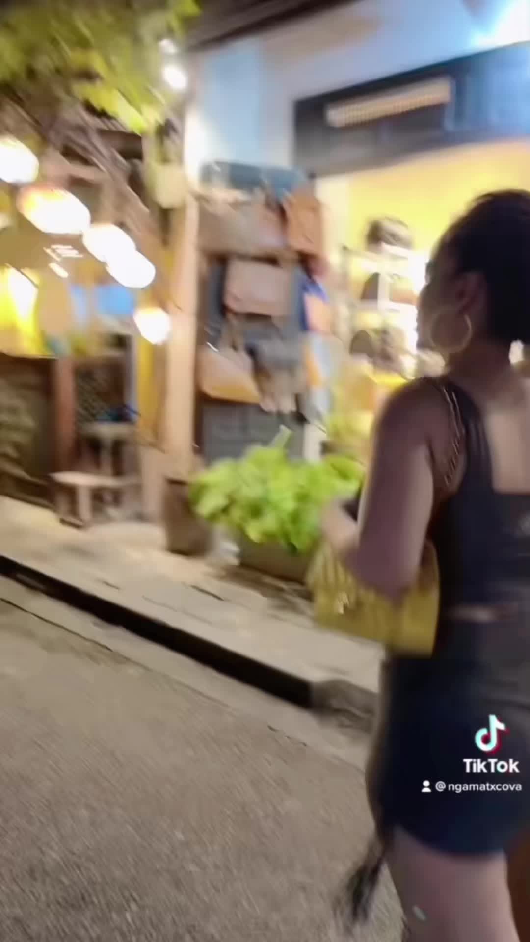 @ngamatxcova...75Huế