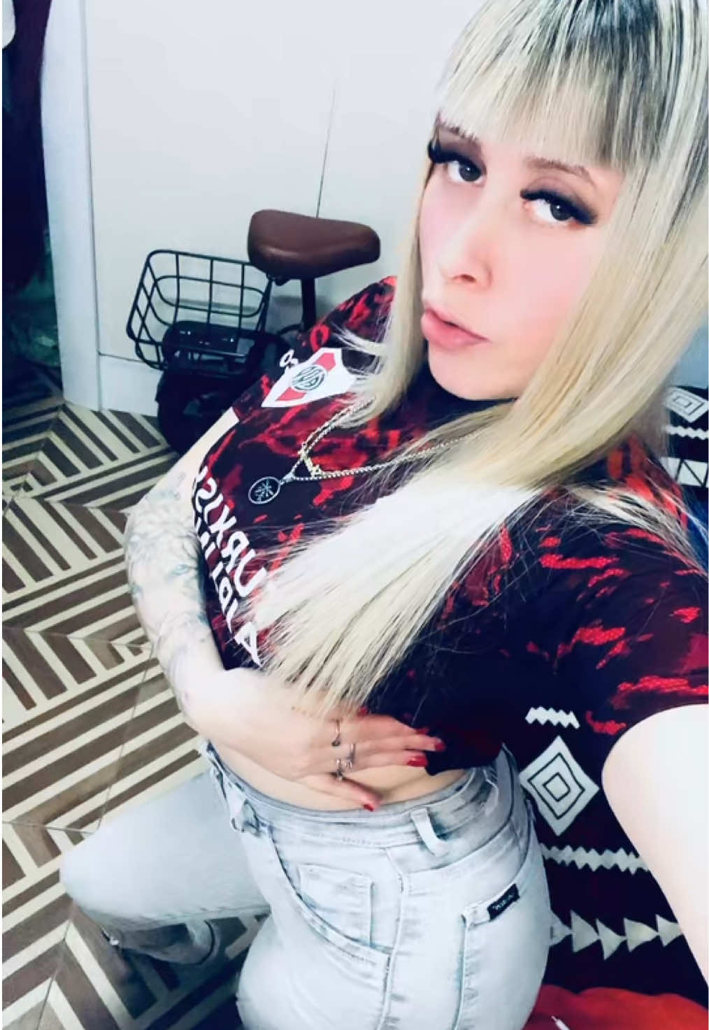 @𝓢𝓱𝓪𝓻𝓸𝓷